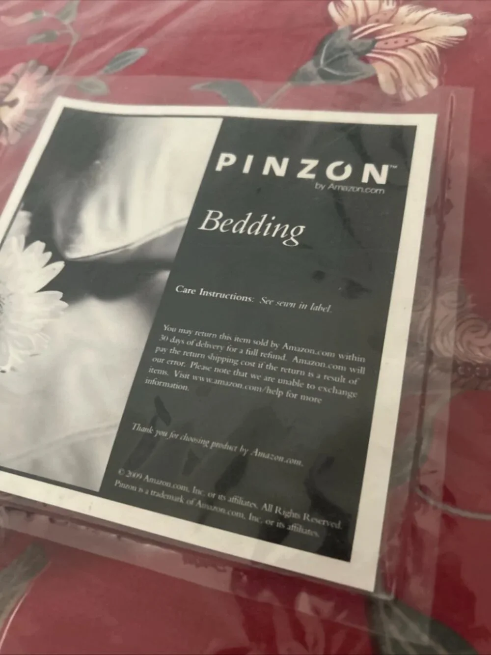 2009 Pinzon Comforter Queen Microplush Red Floral Reversible Bedding